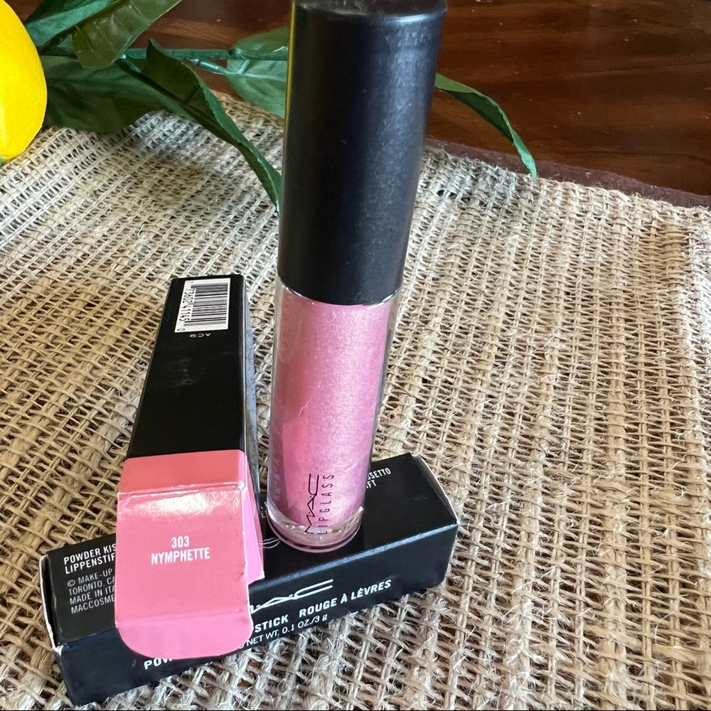 M•A•C💋| lipglass lipgloss | 303 “nymphette”